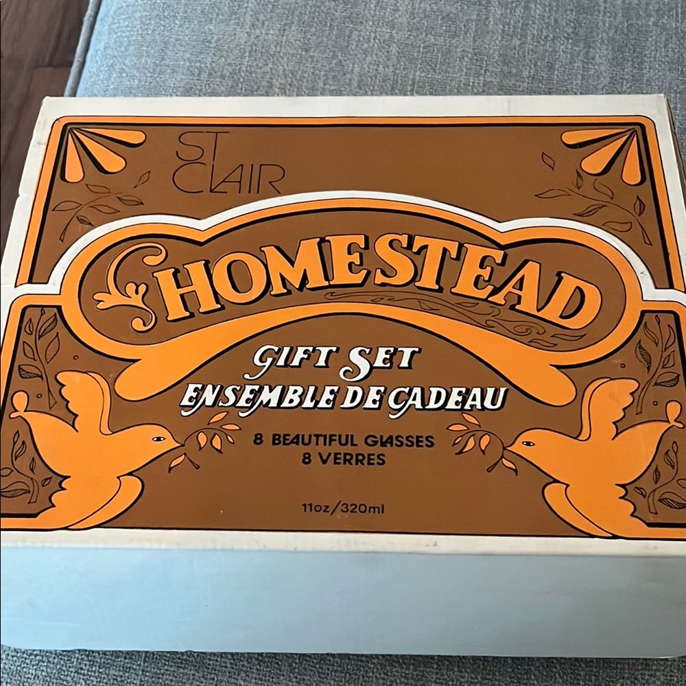 Homestead Gift Set with 8 Glasses